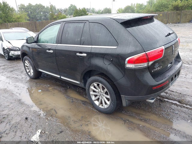 45204029 :رقم المزاد ، 2LMDJ8JK8BBJ07523 vin ، 2011 Lincoln Mkx مزاد بيع
