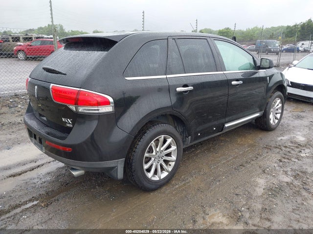 45204029 :رقم المزاد ، 2LMDJ8JK8BBJ07523 vin ، 2011 Lincoln Mkx مزاد بيع