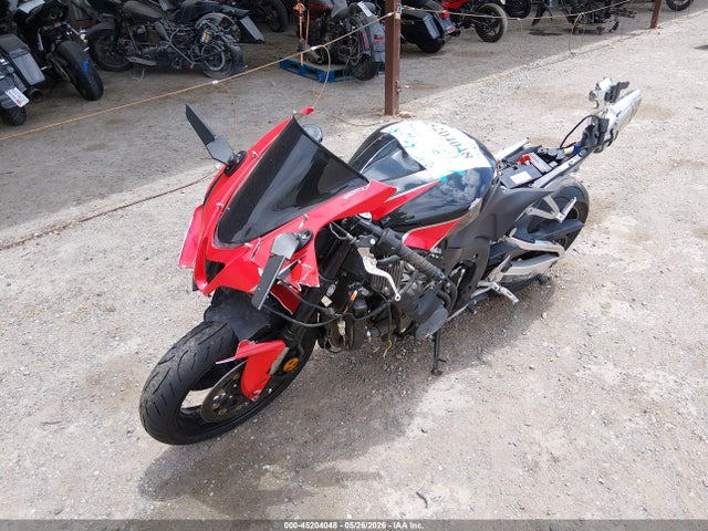 45204048 :رقم المزاد ، JH2PC4041BK400745 vin ، 2011 Honda Cbr600 Rr مزاد بيع