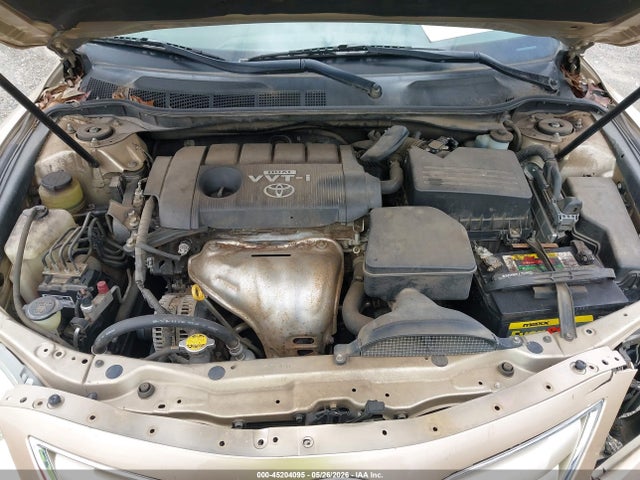 45204095 :رقم المزاد ، 4T1BF3EK8AU006170 vin ، 2010 Toyota Camry Le مزاد بيع
