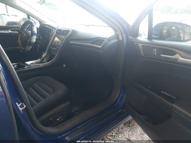 3FA6P0H70FR215965 Ford FUSION SE