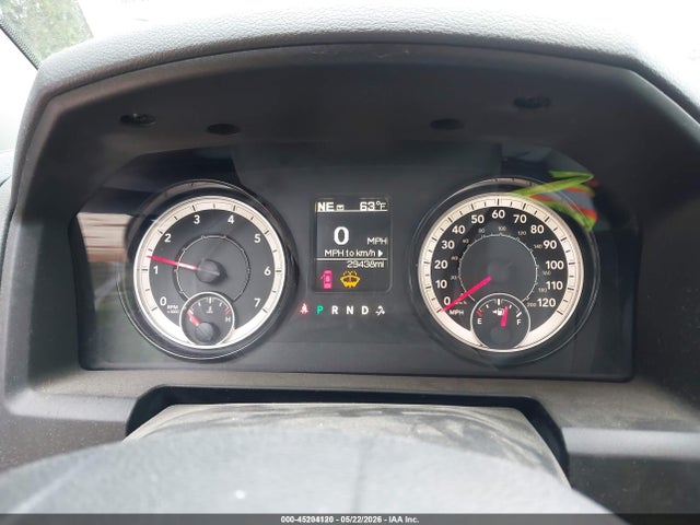 45204120 :رقم المزاد ، 3C6JR7DG5HG765293 vin ، 2017 Ram 1500 مزاد بيع