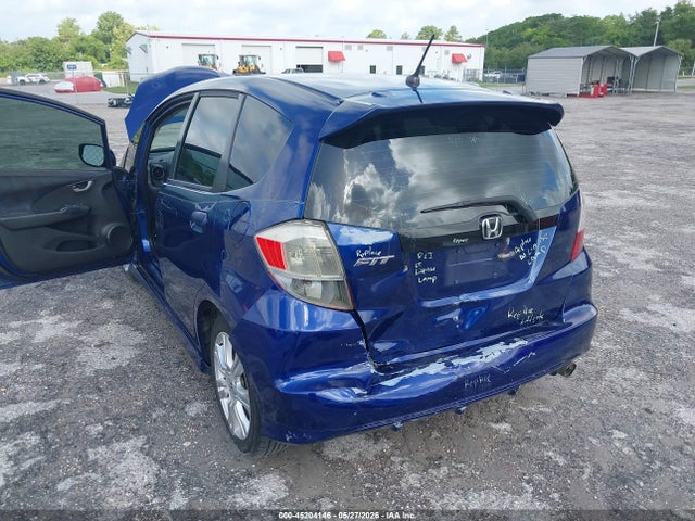 45204146 :رقم المزاد ، JHMGE8H53BC015199 vin ، 2011 Honda Fit Sport مزاد بيع
