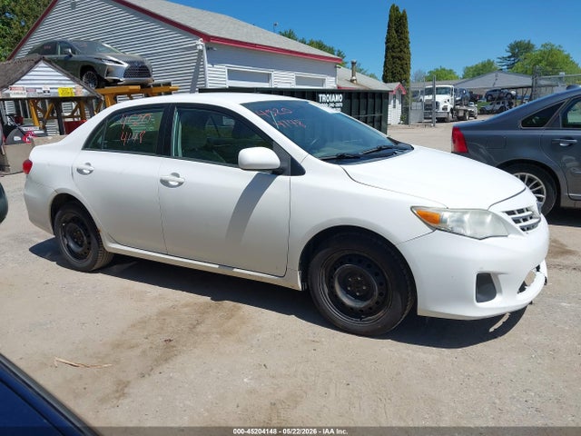 Продаж на аукціоні авто 2013 Toyota Corolla Le, vin: 2T1BU4EE7DC953079, номер лоту: 45204148