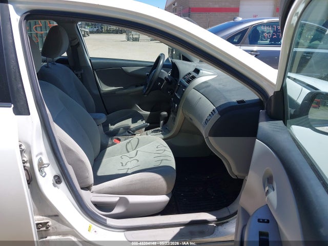Продаж на аукціоні авто 2013 Toyota Corolla Le, vin: 2T1BU4EE7DC953079, номер лоту: 45204148