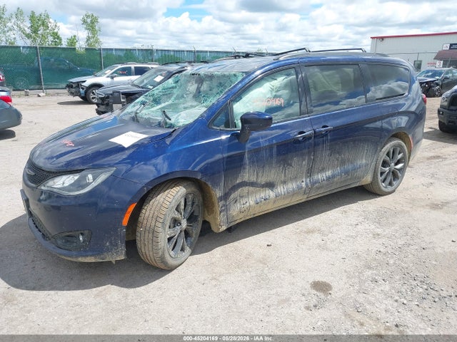 2020 Chrysler Pacifica Touring L მანქანა იყიდება აუქციონზე, vin: 2C4RC1BG5LR239567, აუქციონის ნომერი: 45204169