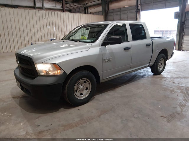 45204238 :رقم المزاد ، 1C6RR6KG1JS317230 vin ، 2018 Ram 1500 Tradesman  4x2 5'7 Box مزاد بيع