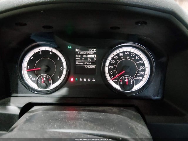 45204238 :رقم المزاد ، 1C6RR6KG1JS317230 vin ، 2018 Ram 1500 Tradesman  4x2 5'7 Box مزاد بيع