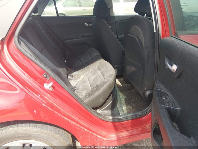 2022 Kia Rio S მანქანა იყიდება აუქციონზე, vin: 3KPA24AD6NE440987, აუქციონის ნომერი: 45204252