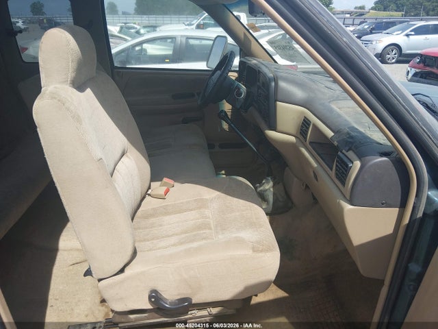 1997 Dodge Ram 3500 St მანქანა იყიდება აუქციონზე, vin: 3B7MC33D3VM519668, აუქციონის ნომერი: 45204315