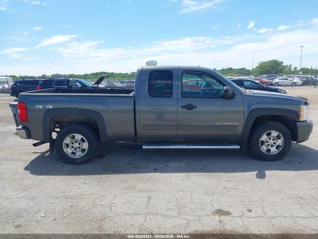 45204362 :رقم المزاد ، 1GCRKSE37BZ436665 vin ، 2011 Chevrolet Silverado 1500 Lt مزاد بيع
