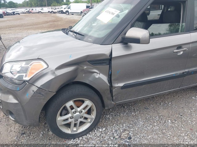 Продаж на аукціоні авто 2011 Kia Soul +, vin: KNDJT2A28B7318322, номер лоту: 45204388