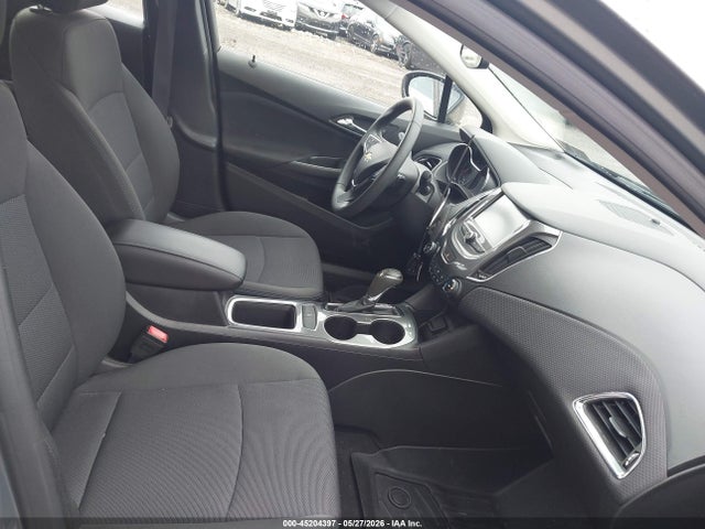 1G1BE5SM5H7156876 Chevrolet Cruze Lt Auto