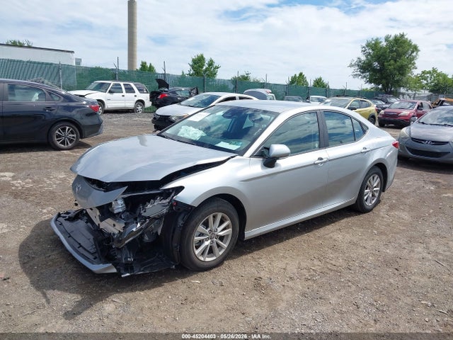 Toyota CAMRY LE 2026 4T1DAACK1TU708395 Image 2