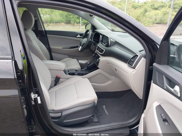 2020 Hyundai Tucson Sel მანქანა იყიდება აუქციონზე, vin: KM8J3CAL2LU239855, აუქციონის ნომერი: 45204497