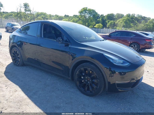 Продаж на аукціоні авто 2023 Tesla Model Y Awd/long Range Dual Motor All-wheel Drive, vin: 7SAYGDEE4PA118705, номер лоту: 45204506