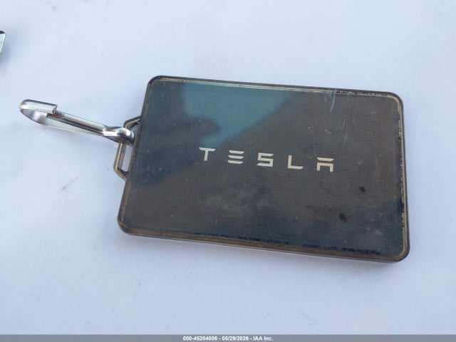 2023 Tesla Model Y Awd/long Range Dual Motor All-wheel Drive მანქანა იყიდება აუქციონზე, vin: 7SAYGDEE4PA118705, აუქციონის ნომერი: 45204506