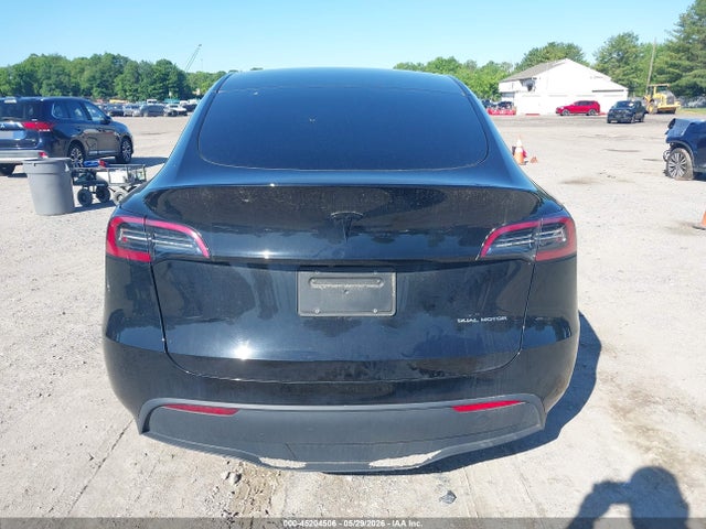 2023 Tesla Model Y Awd/long Range Dual Motor All-wheel Drive მანქანა იყიდება აუქციონზე, vin: 7SAYGDEE4PA118705, აუქციონის ნომერი: 45204506