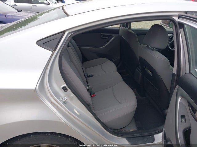 Продажа на аукционе авто 2015 Hyundai Elantra Se, vin: KMHDH4AE4FU235851, номер лота: 45204525