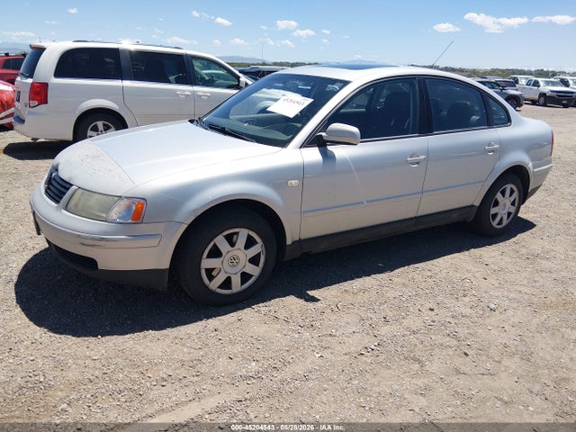 45204543 :رقم المزاد ، WVWMD23B2YE198108 vin ، 2000 Volkswagen Passat Gls V6 مزاد بيع