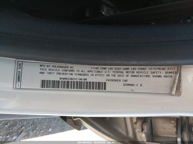 45204543 :رقم المزاد ، WVWMD23B2YE198108 vin ، 2000 Volkswagen Passat Gls V6 مزاد بيع