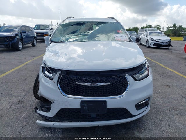 Продажа на аукционе авто 2022 Chrysler Pacifica Touring L, vin: 2C4RC1BG2NR138652, номер лота: 45204575