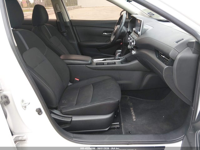 3N1AB8CV3NY300765 Nissan Sentra Sv Xtronic Cvt