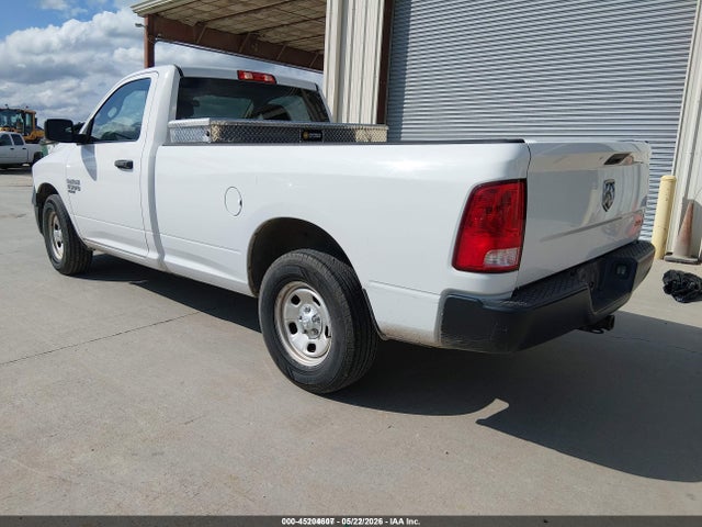 45204607 :رقم المزاد ، 3C6JR6DG1KG583253 vin ، 2019 Ram 1500 Classic Tradesman  4x2 8' Box مزاد بيع
