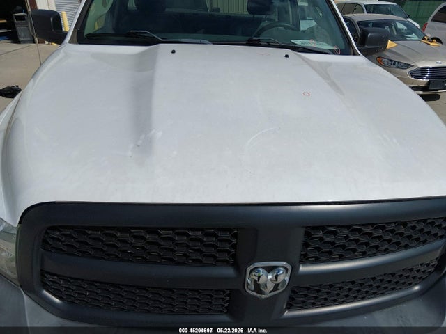 45204607 :رقم المزاد ، 3C6JR6DG1KG583253 vin ، 2019 Ram 1500 Classic Tradesman  4x2 8' Box مزاد بيع