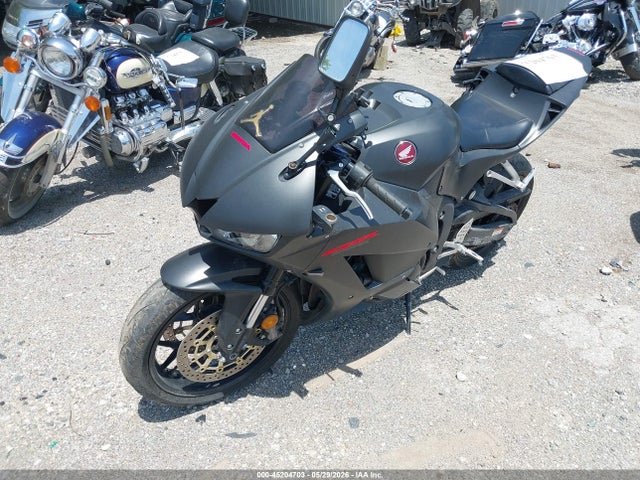 Honda Cbr600 Rr 2019 JH2PC40JXKK500459 Image 2