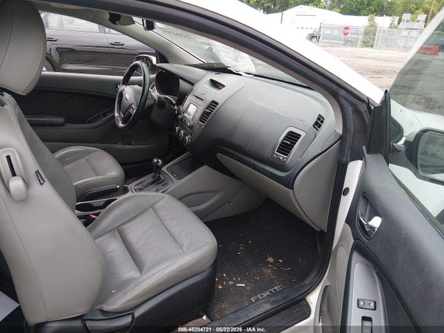 KNAFX6A8XE5205135 KIA Forte Koup Ex