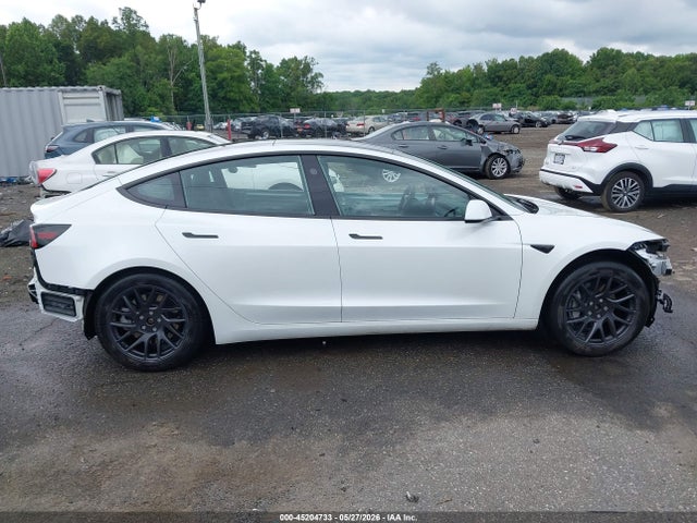 2024 Tesla Model 3 Long Range Dual Motor All-wheel Drive მანქანა იყიდება აუქციონზე, vin: 5YJ3E1EB5RF826792, აუქციონის ნომერი: 45204733