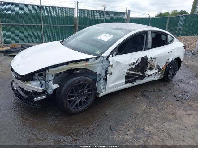 2024 Tesla Model 3 Long Range Dual Motor All-wheel Drive მანქანა იყიდება აუქციონზე, vin: 5YJ3E1EB5RF826792, აუქციონის ნომერი: 45204733