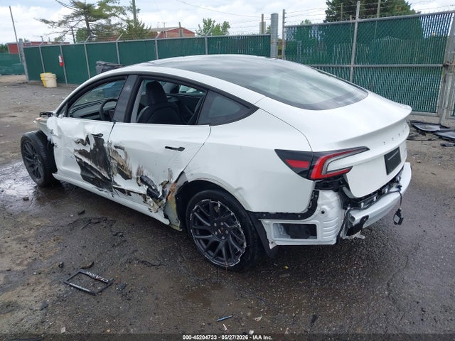 2024 Tesla Model 3 Long Range Dual Motor All-wheel Drive მანქანა იყიდება აუქციონზე, vin: 5YJ3E1EB5RF826792, აუქციონის ნომერი: 45204733