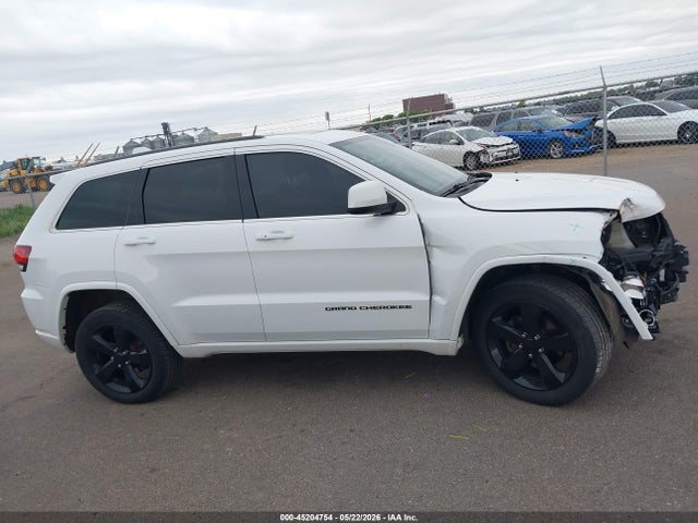 1C4RJFAGXFC893563 Jeep Grand Cherokee Altitude