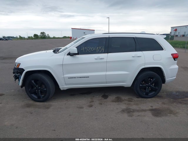 1C4RJFAGXFC893563 Jeep Grand Cherokee Altitude