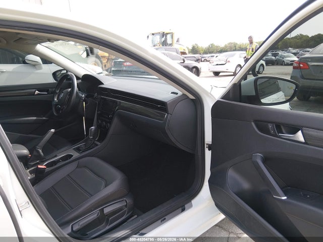 Продаж на аукціоні авто 2020 Volkswagen Passat 2.0t R-line, vin: 1VWMA7A39LC018870, номер лоту: 45204795