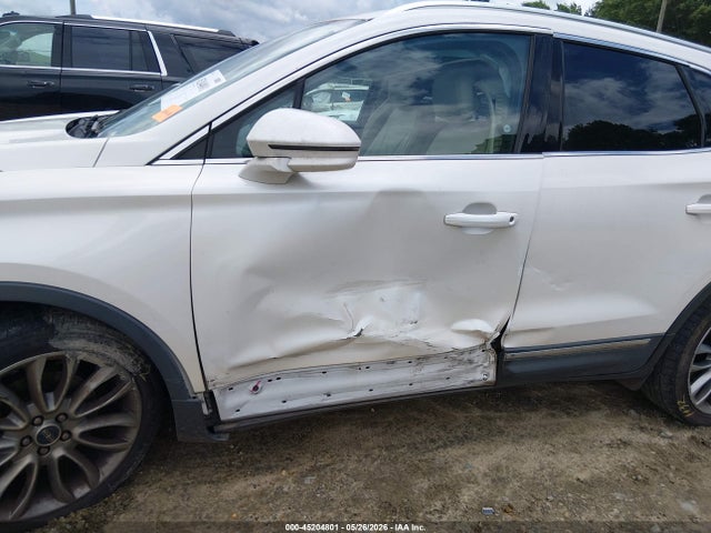2017 Lincoln Mkc Reserve მანქანა იყიდება აუქციონზე, vin: 5LMCJ3C93HUL72077, აუქციონის ნომერი: 45204801