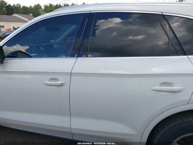 45204823 :رقم المزاد ، WA1BNAFY7K2052904 vin ، 2019 Audi Q5 45 Premium مزاد بيع