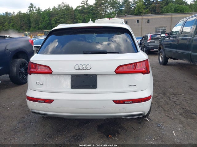 45204823 :رقم المزاد ، WA1BNAFY7K2052904 vin ، 2019 Audi Q5 45 Premium مزاد بيع