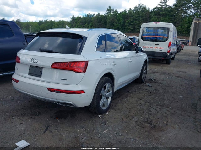 45204823 :رقم المزاد ، WA1BNAFY7K2052904 vin ، 2019 Audi Q5 45 Premium مزاد بيع