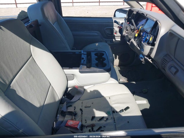 45204841 :رقم المزاد ، 1GCEC14W7WZ231435 vin ، 1998 Chevrolet C1500 Fleetside مزاد بيع
