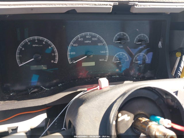 45204841 :رقم المزاد ، 1GCEC14W7WZ231435 vin ، 1998 Chevrolet C1500 Fleetside مزاد بيع