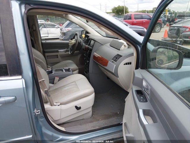 2008 Chrysler Town & Country Touring მანქანა იყიდება აუქციონზე, vin: 2A8HR54P48R680816, აუქციონის ნომერი: 45204874