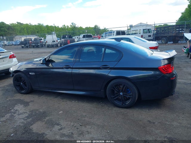 2015 Bmw 528i Xdrive მანქანა იყიდება აუქციონზე, vin: WBA5A7C53FD624912, აუქციონის ნომერი: 45204903