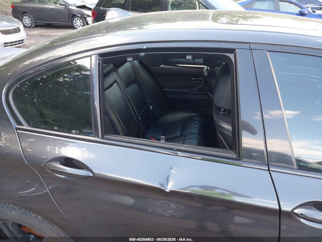 2015 Bmw 528i Xdrive მანქანა იყიდება აუქციონზე, vin: WBA5A7C53FD624912, აუქციონის ნომერი: 45204903