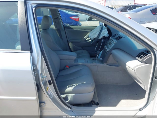 45205008 :رقم المزاد ، 4T1BK3EK8AU111626 vin ، 2010 Toyota Camry Le V6 مزاد بيع