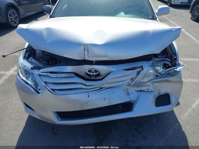 45205008 :رقم المزاد ، 4T1BK3EK8AU111626 vin ، 2010 Toyota Camry Le V6 مزاد بيع