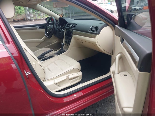 2018 Volkswagen Passat 2.0t Se მანქანა იყიდება აუქციონზე, vin: 1VWBA7A34JC012012, აუქციონის ნომერი: 45205010
