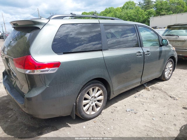 2013 Toyota Sienna Limited 7 Passenger მანქანა იყიდება აუქციონზე, vin: 5TDDK3DC0DS061112, აუქციონის ნომერი: 45205016